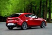 新型マツダ3、ディーラーでは内装の質感や標準オーディオの音質に注目するといいかも