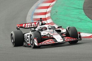 富士に17年ぶりのF1サウンド　トヨタと提携の「ハースF1チーム」が走行テスト