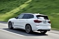 BMW X3 M ＆ X4 M 初試乗！ 兄弟車とも思えないほど似て非なるキャラクター【動画レポート】