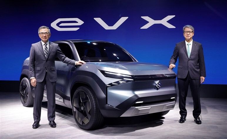 走破性はジムニー並み!? スズキが本格EV四駆「eVX」を印で発表