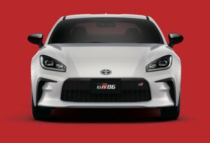 GR86正式発表、車名ロゴ一新…BRZとの価格差は？