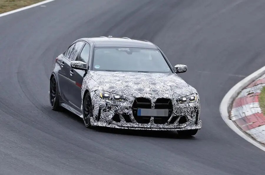 新型BMW M3 CS　公式デビューを前にリーク……　アグレッシブな内外装が明らかに