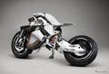 ヤマハの自立するコンセプトバイク「MOTOROiD2」がドイツの権威あるデザイン賞を受賞