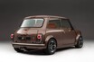 クラシック・ミニを再定義！ 現代の技術で蘇ったレストモッド車両「ウッド&ピケットMiniバイ・カラム」が欲しい！【新車ニュース】