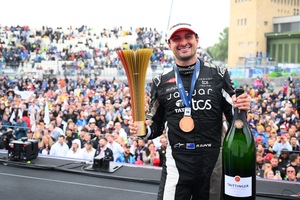 【ABB FIAフォーミュラEシーズン11】第13戦ドイツ・ベルリン　ジャガーのミッチ・エバンスが優勝　チャンピオン争いのニッサン・ローランドはノーポイント