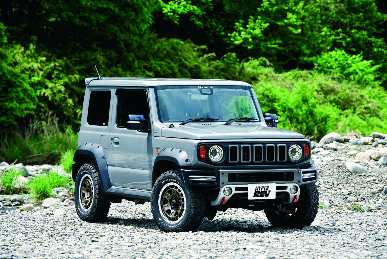穴開けなくてもokです シエラの純正パーツをビス留めルックにアレンジ Jb74型ジムニーシエラ カスタム スタイルワゴン ドレスアップナビ 自動車情報サイト 新車 中古車 Carview