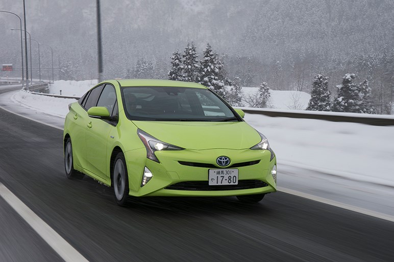 プリウス4wdモデル E Fourで雪上ロングドライブテスト Carview 自動車情報サイト 新車 中古車 Carview