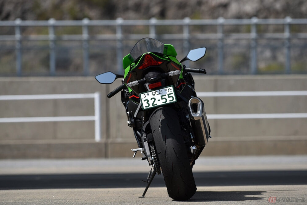 カワサキ「Ninja ZX-10R」6年連続スーパーバイク制覇を果たす10Rの最新 ...
