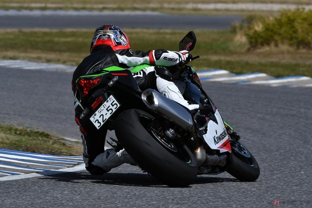 カワサキ「Ninja ZX-10R」6年連続スーパーバイク制覇を果たす10Rの最新 ...