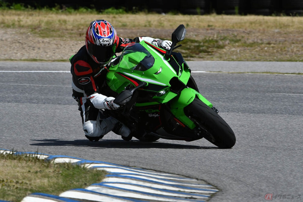 カワサキ「Ninja ZX-10R」6年連続スーパーバイク制覇を果たす10Rの最新 ...