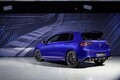 VW史上最速の新型「ゴルフR」日本初公開。価格は850万円前後？ 新型「ゴルフGTI」も展示【TAS25】