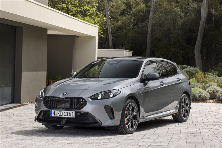 新型「1シリーズ」は未来的な内装や質感高めの外装で“映え度”アップ。攻めの日本価格も注目