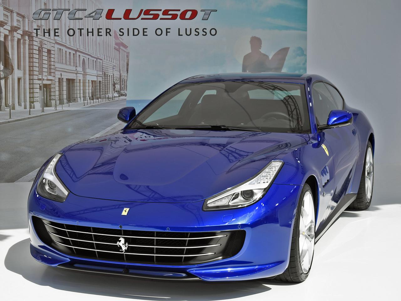 スーパーカー年代記 098 フェラーリ Gtc4ルッソtはv8フェラーリ初のフル4シーター Webモーターマガジン 自動車情報サイト 新車 中古車 Carview
