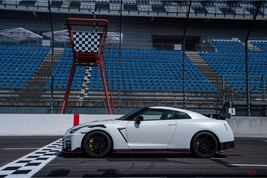 光る ハンドル 爆誕 Gt Rのハンドルが速度 回転数などをお知らせ くるまのニュース の写真 28ページ目 自動車情報サイト 新車 中古車 Carview