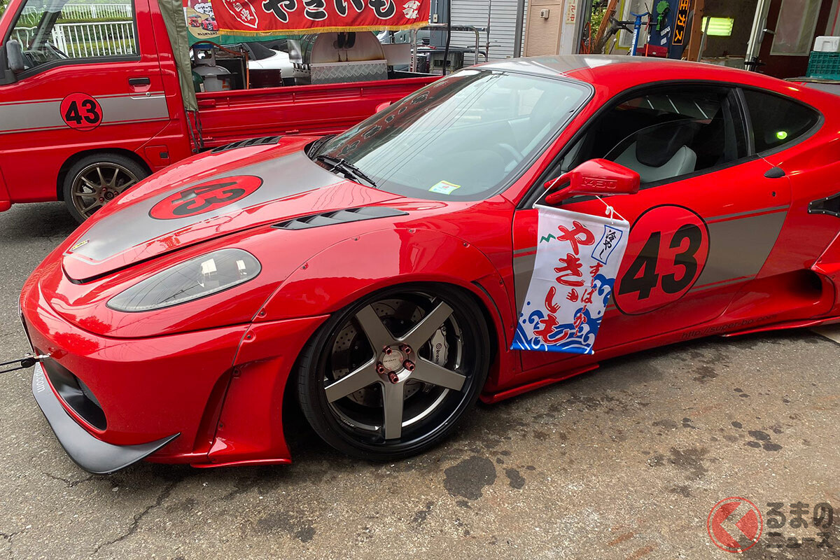 なぜ軽トラじゃない？ 「フェラーリ焼きいも屋」が話題 高級車で焼きいも屋を始めた理由