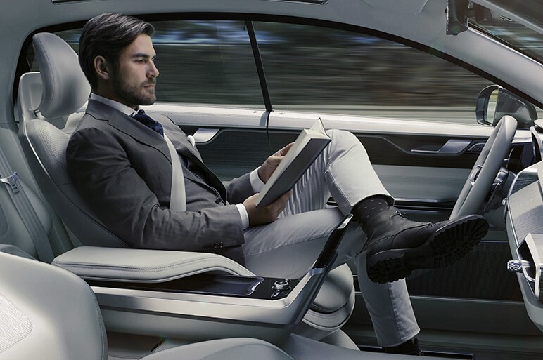 ロードスターの兄弟車「124スパイダー」が登場！　LAオートショー報告【後編】