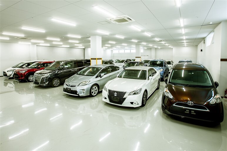 トヨタ公式「中古車のアウトレットオンラインモール」がすごい!!　ネットで完結、保証も充実で中古車選びが変わる!?