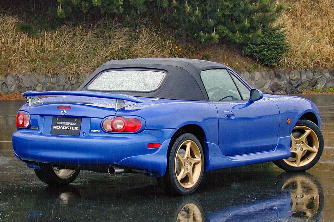 懐かしの国産車 16 マツダスピードがプロデュースしたロードスターとファミリアは人気沸騰 Webモーターマガジン 自動車情報サイト 新車 中古車 Carview