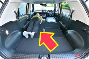 新「コンパクトSUV」がスゴイ！ 全長3.8mボディ×「大人2人寝れる」めちゃ広ッ内装！ 「本格四駆」風の仕様も展開！ 今なら「56万円オトク」なヒョンデ「インスター」カーオブザイヤー“10ベスト”に選出！