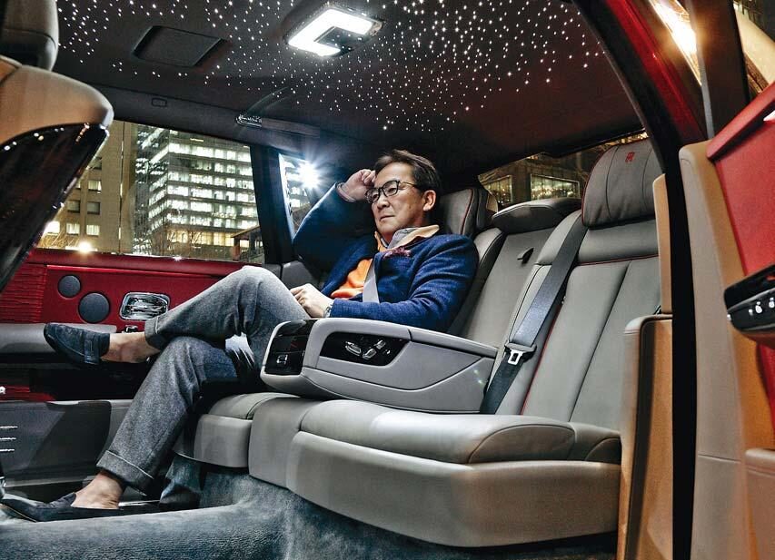 ロールス ロイス ファントム 最上級に君臨するスピリットとパフォーマンスを清水和夫と大谷達也が語る Playback Genroq 18 Genroq Web 自動車情報サイト 新車 中古車 Carview