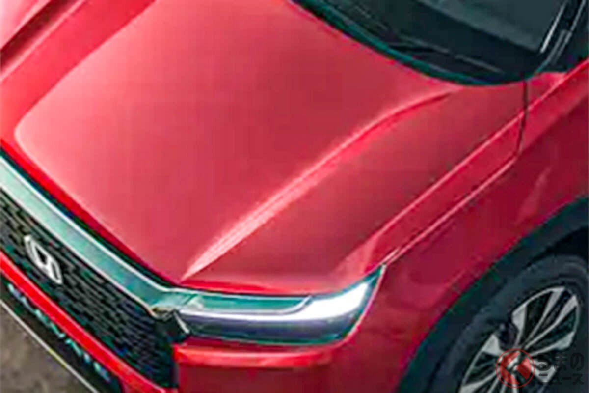 ホンダ新「カクカクSUV」“発表”され話題に！ 約210万円の「高コスパモデル」に「高級感ある」声も！ ブラック感増した「シグネイチャーブラックエディション」もある印国の「エレベート」とは