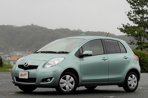 発売から7年超!! トヨタ ヴィッツ＆エスティマに新型が出ない理由