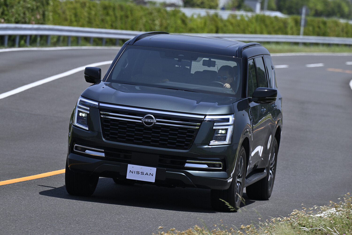 日産パトロールってずいぶん懐かしい名前じゃん！　日本導入は「未定」なのに日産が試乗会まで行った理由とは？