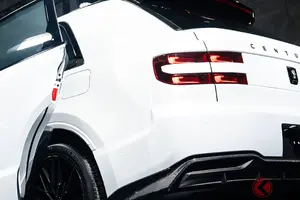 トヨタ「スライドドア“SUV”」初公開！ 迫力エアロの「高性能モデル」GRMN！ カクカクデザイン×画期的「リンクドア」搭載のセンチュリーSUV登場