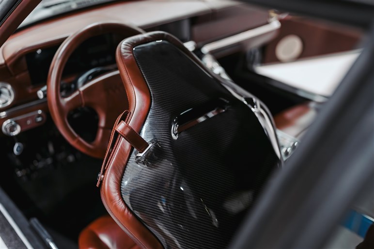 【市販化熱望】英デザイナーが提案するV12搭載のBMW「M6」レストモッド仕様がカッコ良すぎると話題