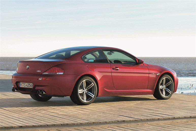【市販化熱望】英デザイナーが提案するV12搭載のBMW「M6」レストモッド仕様がカッコ良すぎると話題