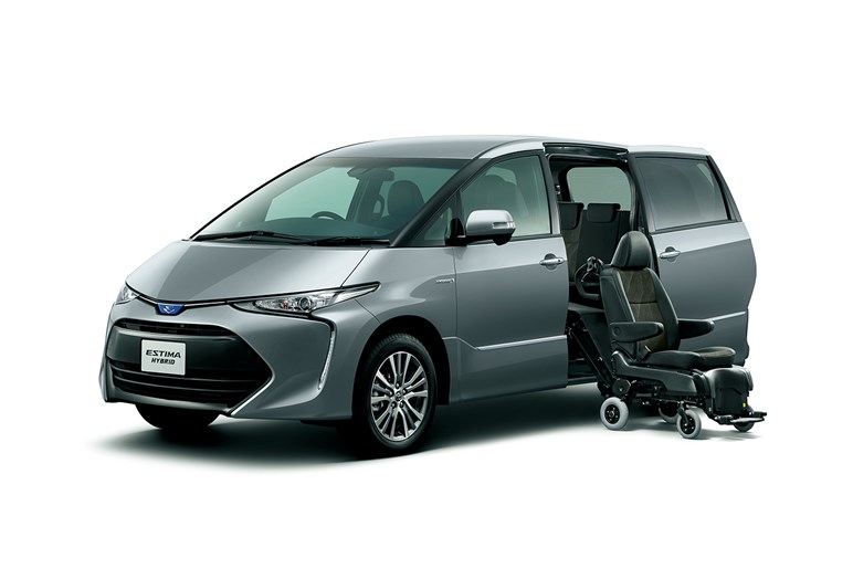 【最新】トヨタ「エスティマ」7年ぶり復活の可能性。BEV＆PHEV採用で500万円後半の高級ミニバンに？