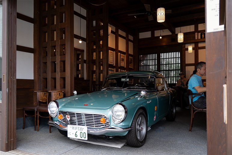クラシックカーと街歩き。初開催の「小江戸川越まちかどモーターギャラリー」は、参加者・観光客・地域の“三方良し”なイベントだった