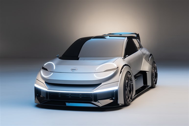 新型日産「マイクラ」の実車をスクープ！　ルノー5 Eテック エレクトリックベースのBEVとして欧州にて登場予定