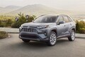 【匂わせコンセプトも】次期「RAV4」もオフ系ワイルド路線か。姉妹モデルのハリアーはどうなる？