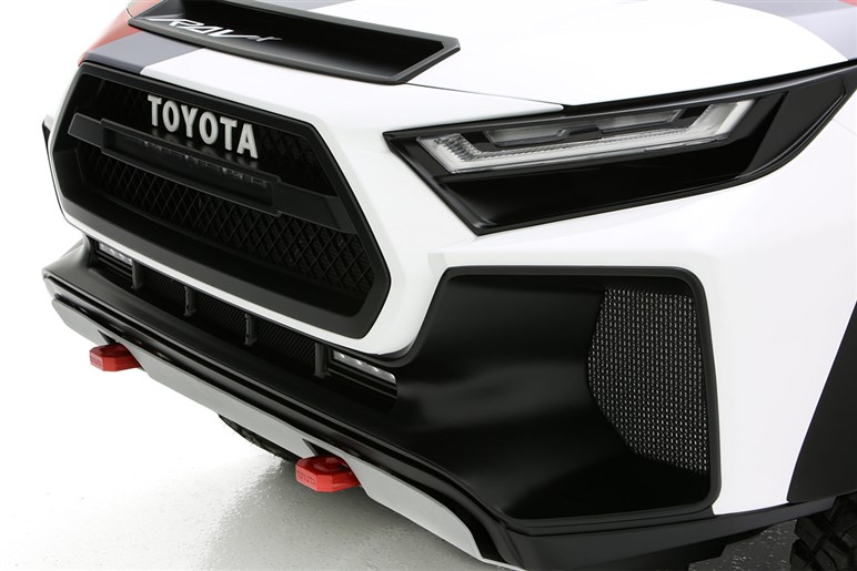 【匂わせコンセプトも】次期「RAV4」もオフ系ワイルド路線か。姉妹モデルのハリアーはどうなる？