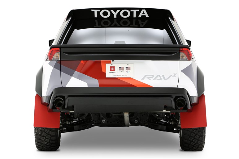 【匂わせコンセプトも】次期「RAV4」もオフ系ワイルド路線か。姉妹モデルのハリアーはどうなる？