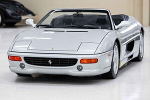 1420万円でフェラーリ「F355スパイダー」が落札！ 特別仕様「セリエ フィオラーノ」でも予想より400万円も安かった理由は？