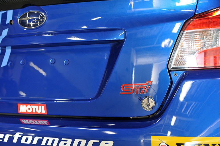 スバル WRX STI　ニュル優勝奪還への走り