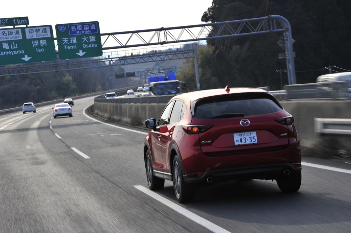 渋滞中も便利な最新クルーズコントロール Acc 過信しすぎると痛い目に遭うケースとは Auto Messe Web の写真 6ページ目 自動車情報サイト 新車 中古車 Carview