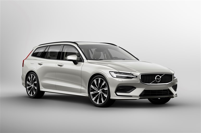 ボルボ新型V60。最新のデザイン言語採用で強力なライバルに臨む