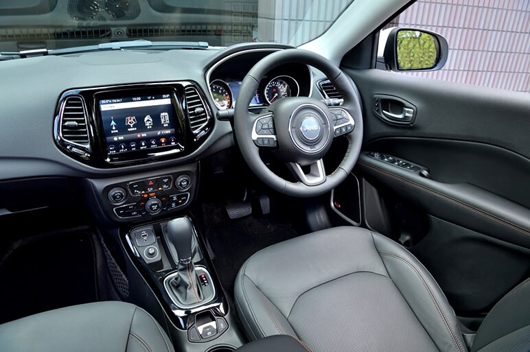 好調ジープの世界戦略車、新型コンパスの買いモデルはFFか4WDか？