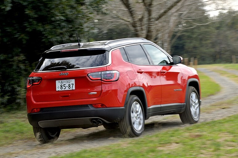 好調ジープの世界戦略車、新型コンパスの買いモデルはFFか4WDか？