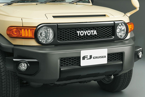 トヨタ Fjクルーザー 価格 評価 グレード情報 Carview