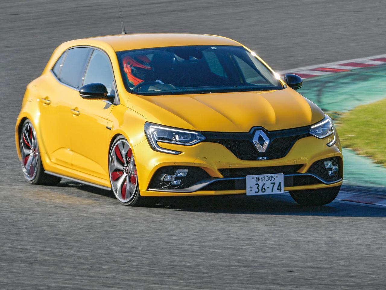 輸入車年鑑 メガーヌ R S トロフィーは刺激的な走りを楽しめる本格スポーツハッチ Webモーターマガジン 自動車情報サイト 新車 中古 車 Carview
