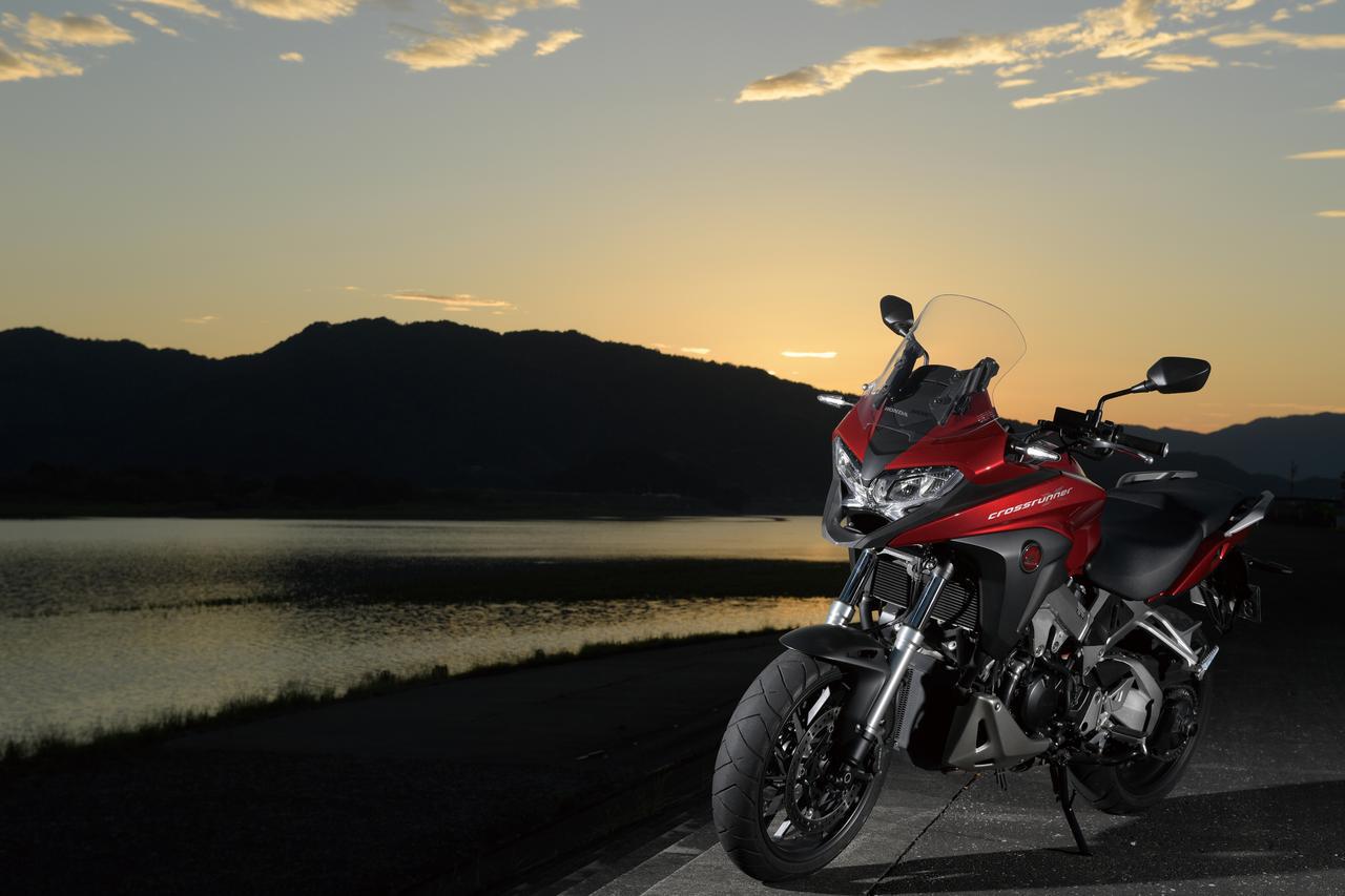 Vfr800x を徹底解説 ホンダの歴史が詰まった長距離ツーリングを得意とするv4アドベンチャー 試乗インプレ Webオートバイ 自動車情報サイト 新車 中古車 Carview