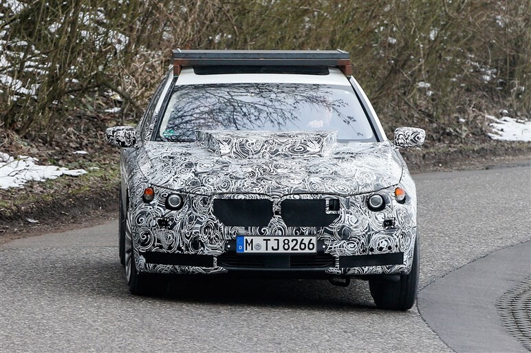 BMWの新フラッグシップSAV「X7」の開発車両を捕獲