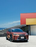 【まだまだ現役】レクサス新型UX発表。システム一新しパワー向上、ガソリン車は終了に