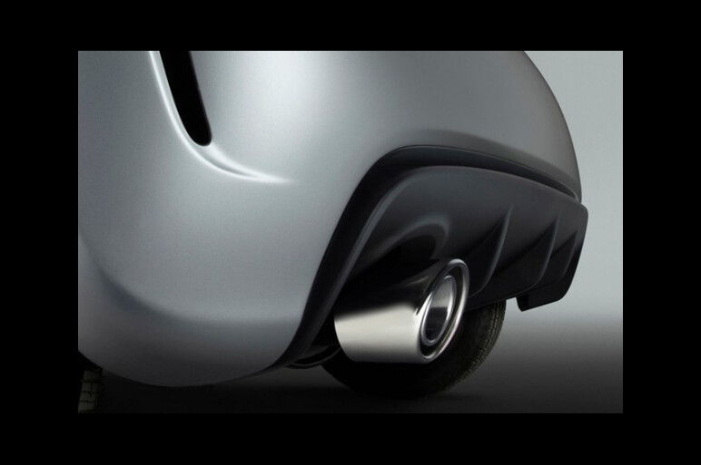 メキシコ産　北米市場向けフィアット500ターボ