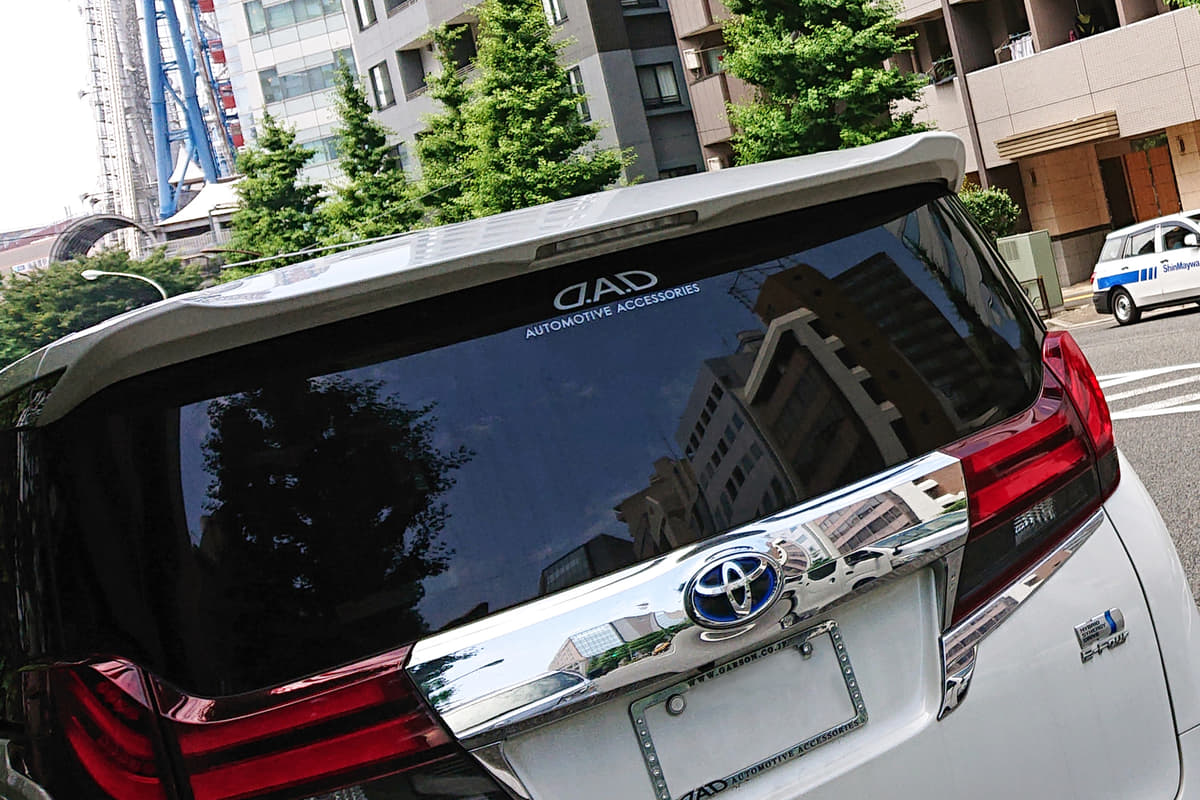 D A D Dub ツイン日の丸 カスタムカーの窓に見かけるステッカーは一体何もの Auto Messe Web の写真 13ページ目 自動車情報サイト 新車 中古車 Carview