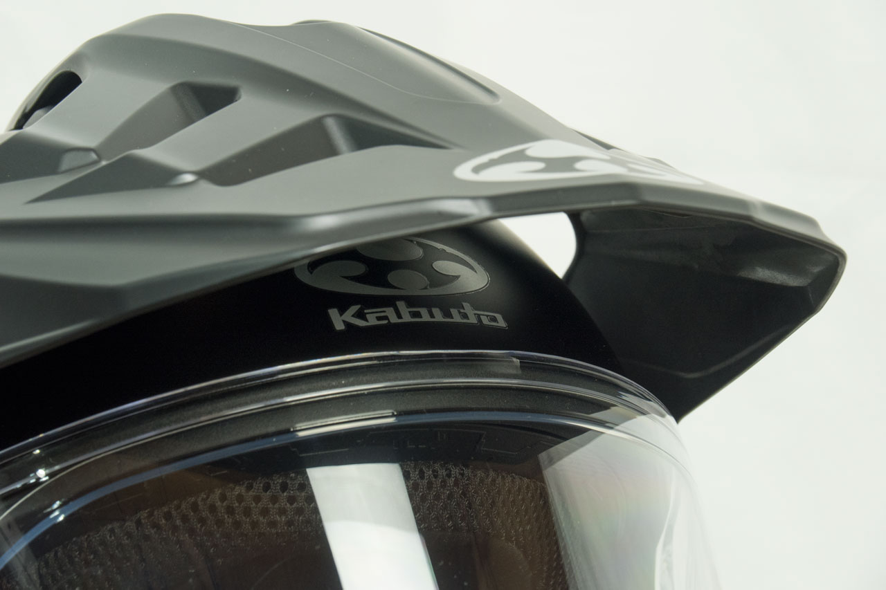 Kabutoの新作 GEOSYSは規格外すぎるアドベンチャーヘルメットだった